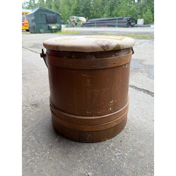 Vintage Large Sewing Basket-Primitive Sewing Box-Home Decor - Picture 2 of 9